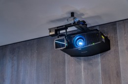 Studio 1_Projektor.jpeg