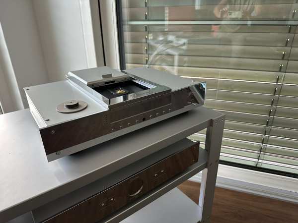 Burmester CD 001
