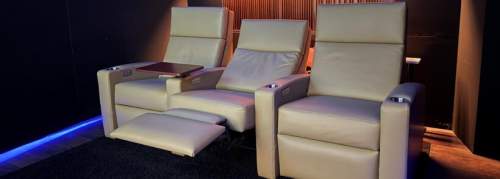 FORTRESS SEATING – Luxus fürs Heimkino: Fortress Seating ab sofort auch im HiFi Forum Baiersdorf verfügbar