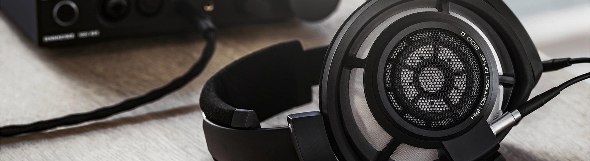 SENNHEISER Headphones